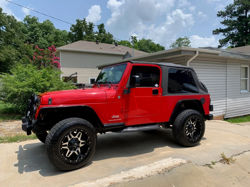 2004 Jeep TJ Wrangler - Image 18 of 31