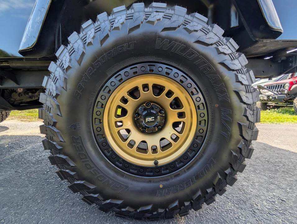 2004 Jeep TJ Wrangler - Image 28 of 31
