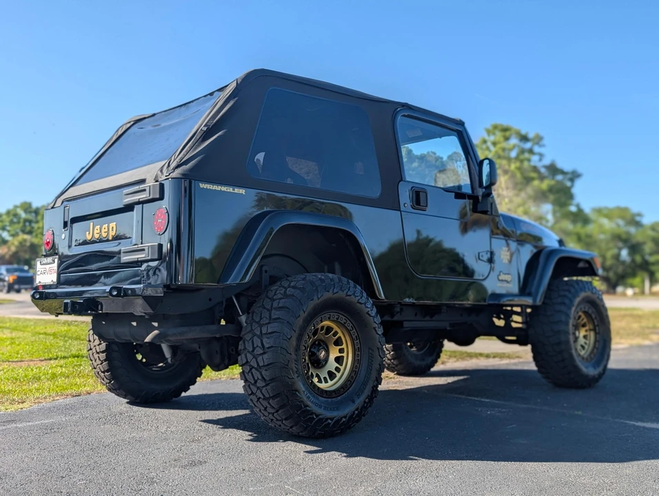 2004 Jeep TJ Wrangler - Image 9 of 31