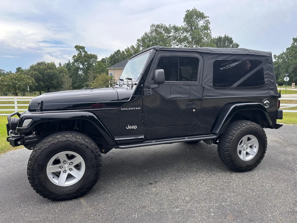 2004 Jeep TJ Wrangler - Image 19 of 31
