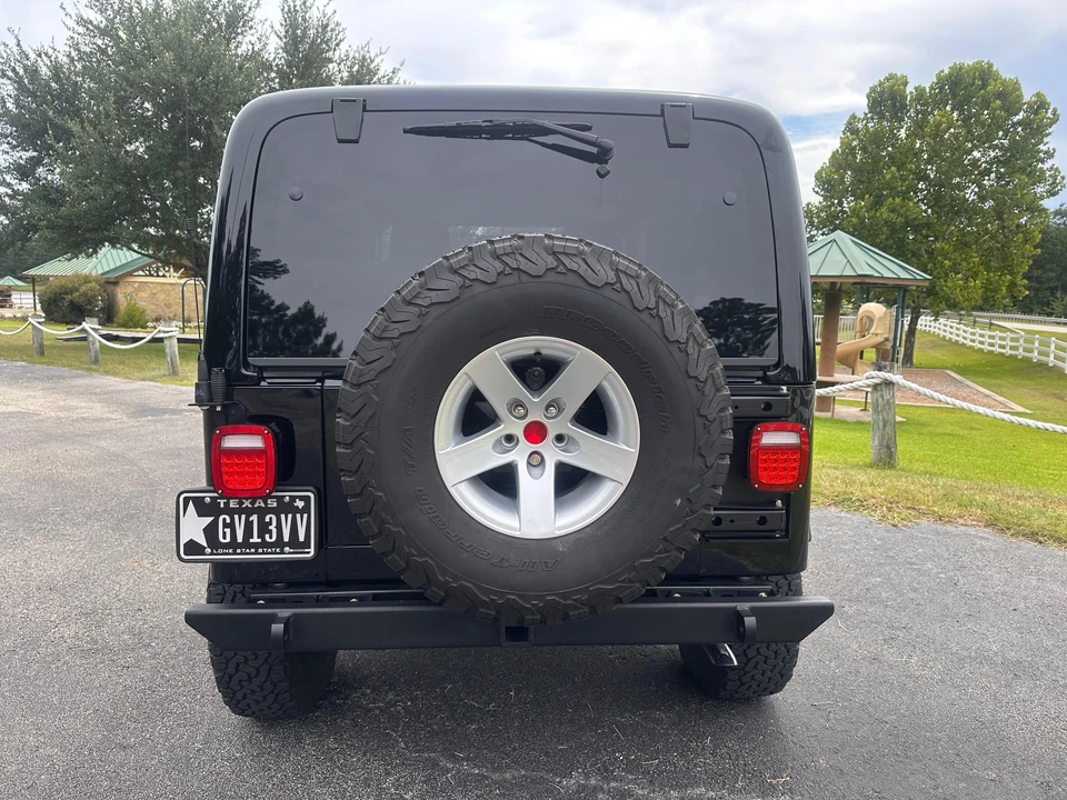 2004 Jeep TJ Wrangler - Image 12 of 31