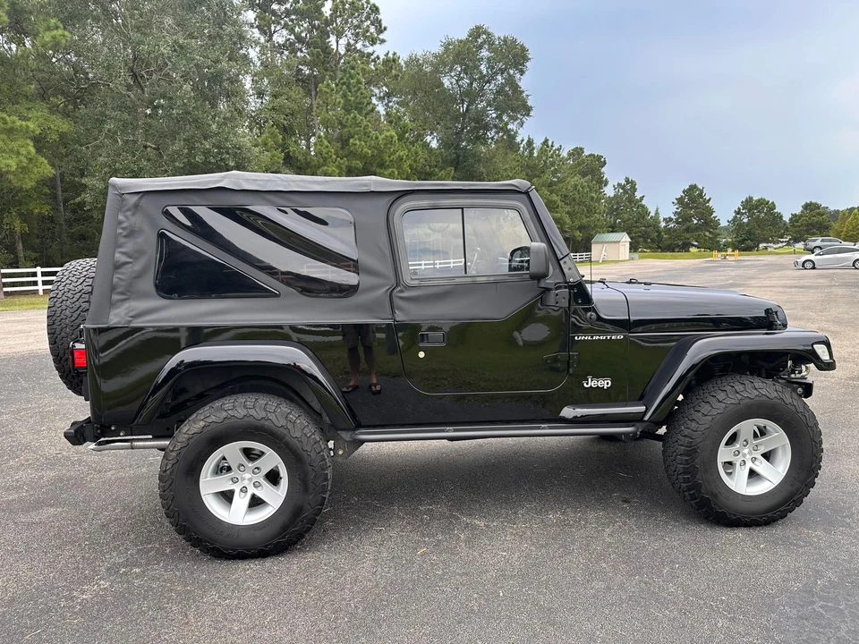 2004 Jeep TJ Wrangler - Image 26 of 31