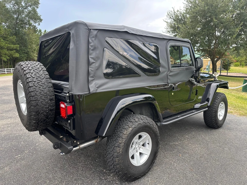 2004 Jeep TJ Wrangler - Image 24 of 31