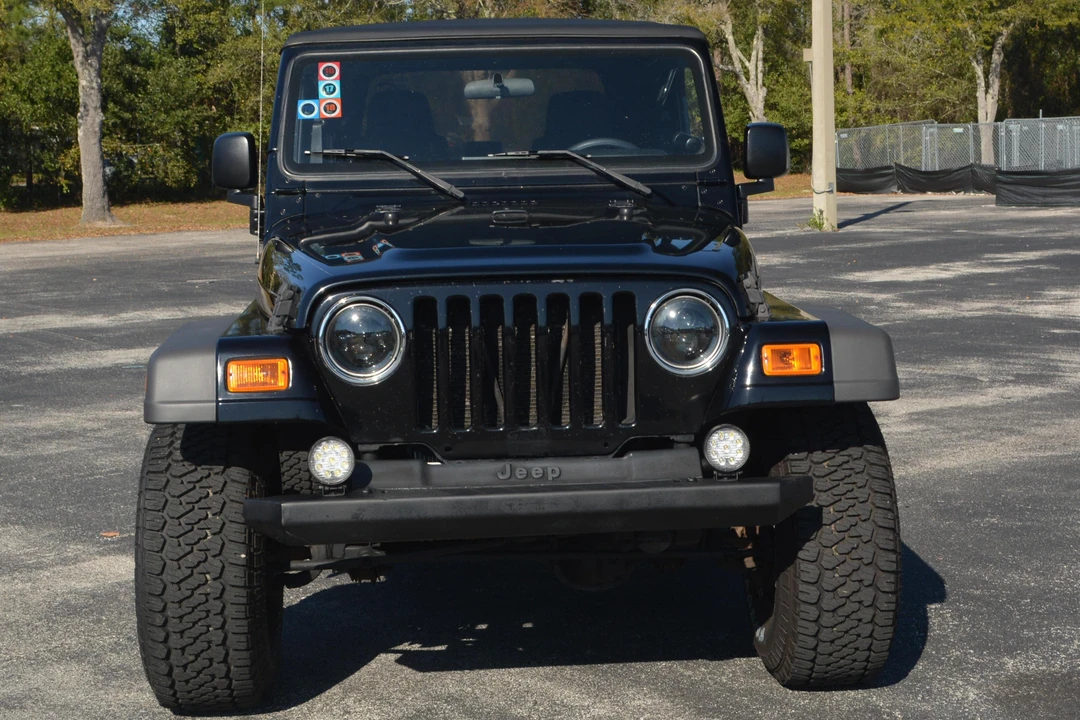 2004 Jeep TJ Wrangler - Image 2 of 18