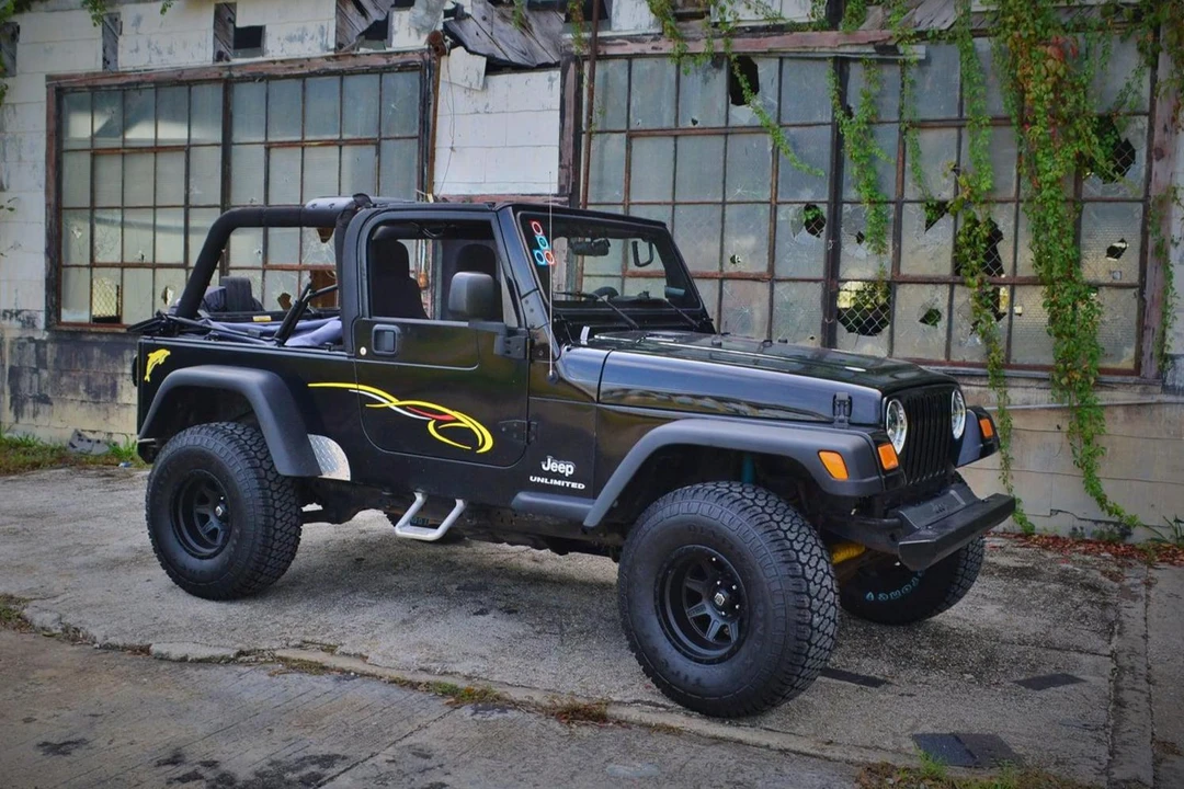 2004 Jeep TJ Wrangler - Image 17 of 18