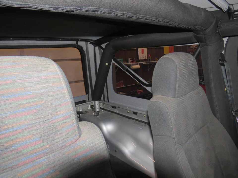 2004 Jeep TJ Wrangler - Image 17 of 24