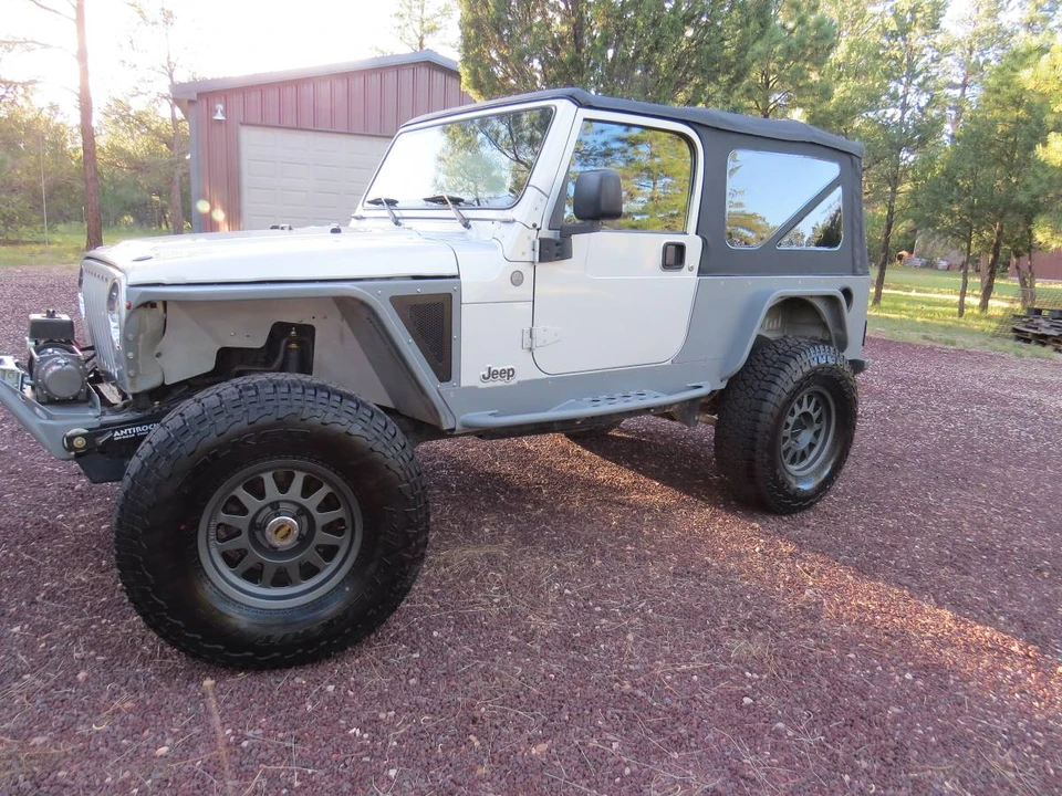 2004 Jeep TJ Wrangler - Image 5 of 24