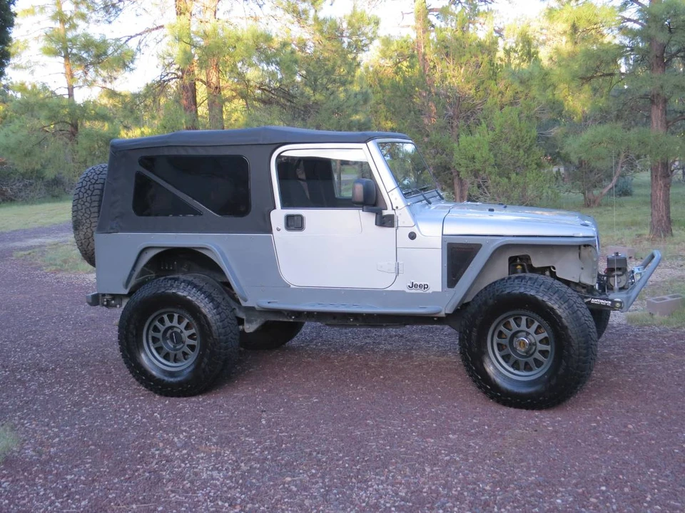 2004 Jeep TJ Wrangler - Image 2 of 24