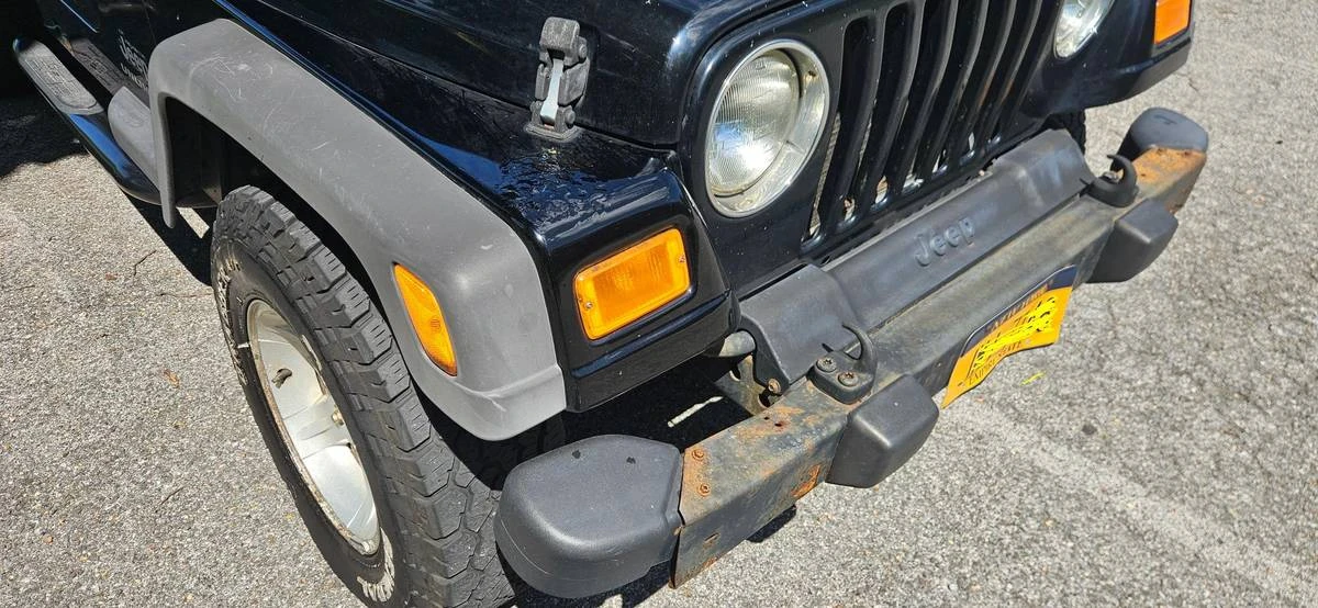 2004 Jeep TJ Wrangler - Image 9 of 17