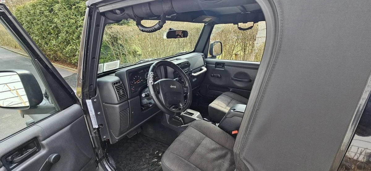 2004 Jeep TJ Wrangler - Image 11 of 17