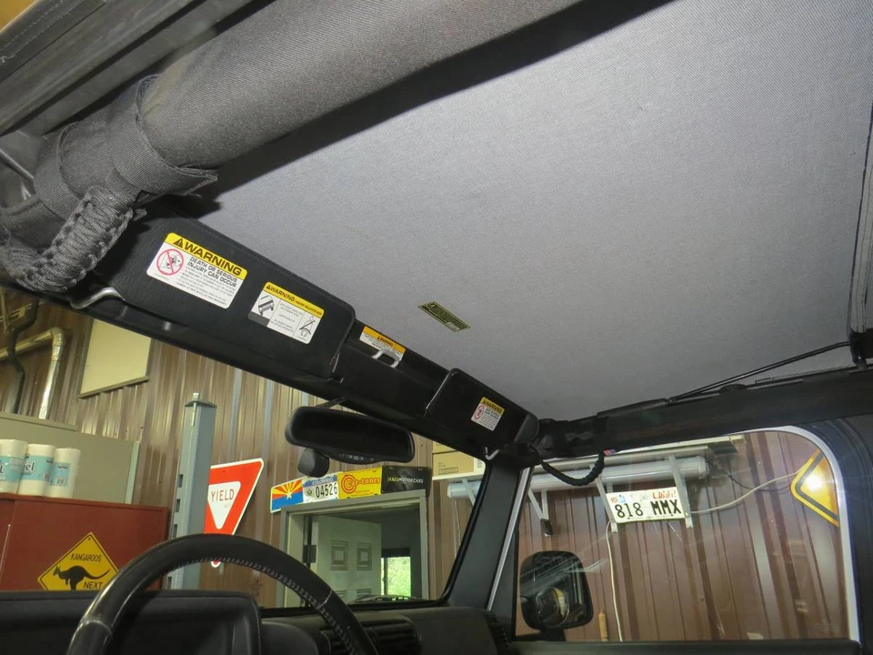2004 Jeep TJ Wrangler - Image 18 of 24