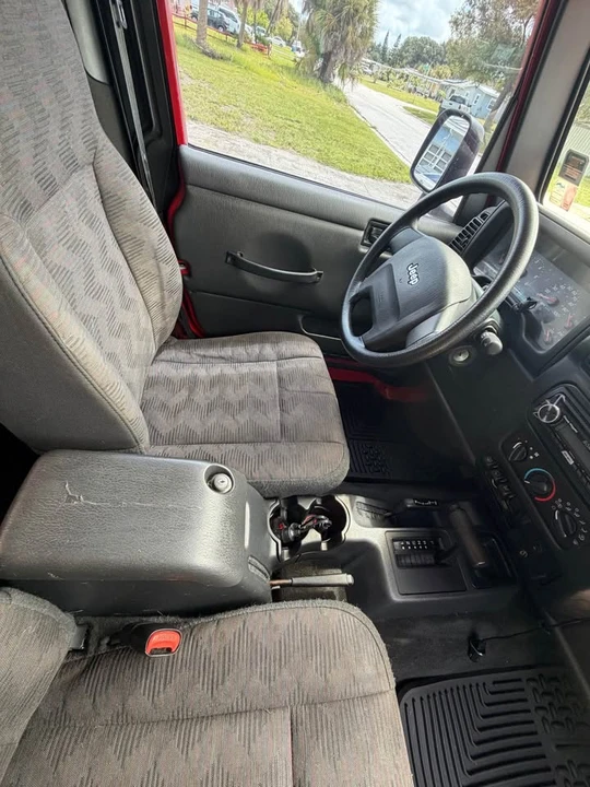 2004 Jeep TJ Wrangler - Image 11 of 20