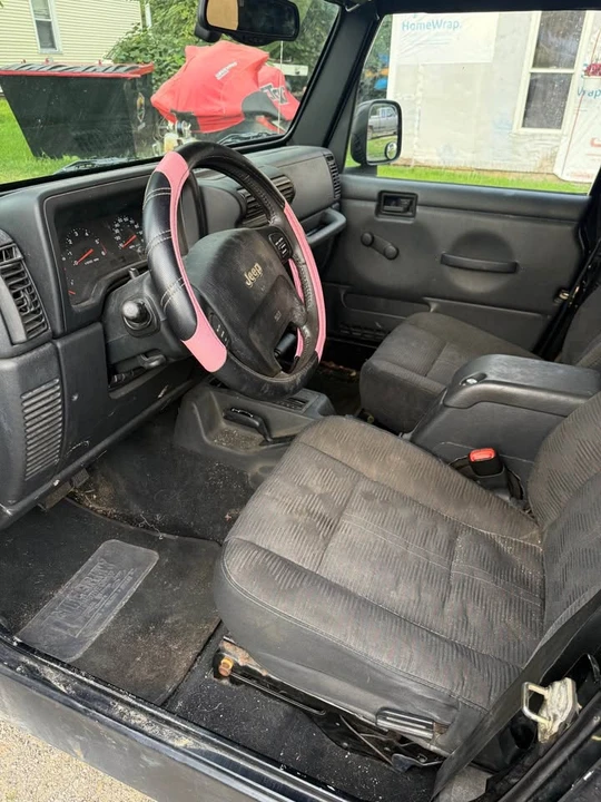2004 Jeep TJ Wrangler - Image 5 of 7