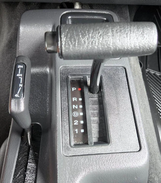 2004 Jeep TJ Wrangler - Image 8 of 12