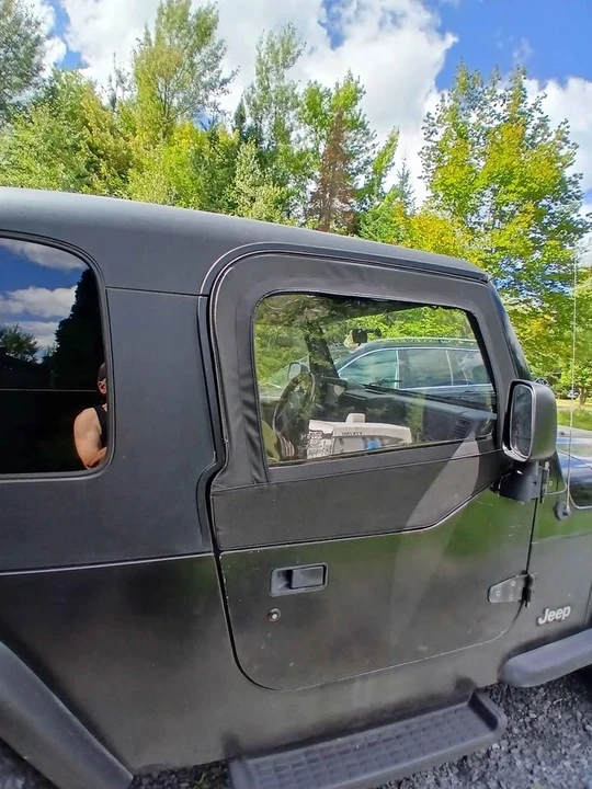 2004 Jeep TJ Wrangler - Image 5 of 7