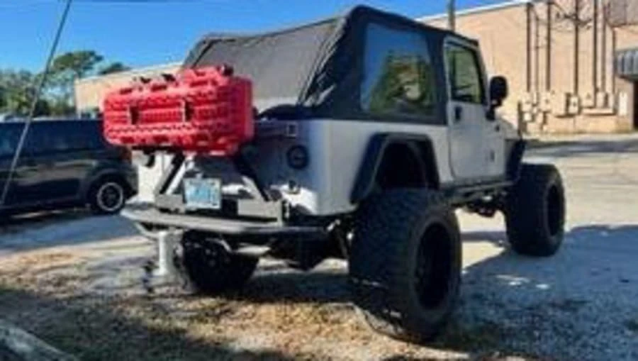2004 Jeep TJ Wrangler - Image 3 of 12