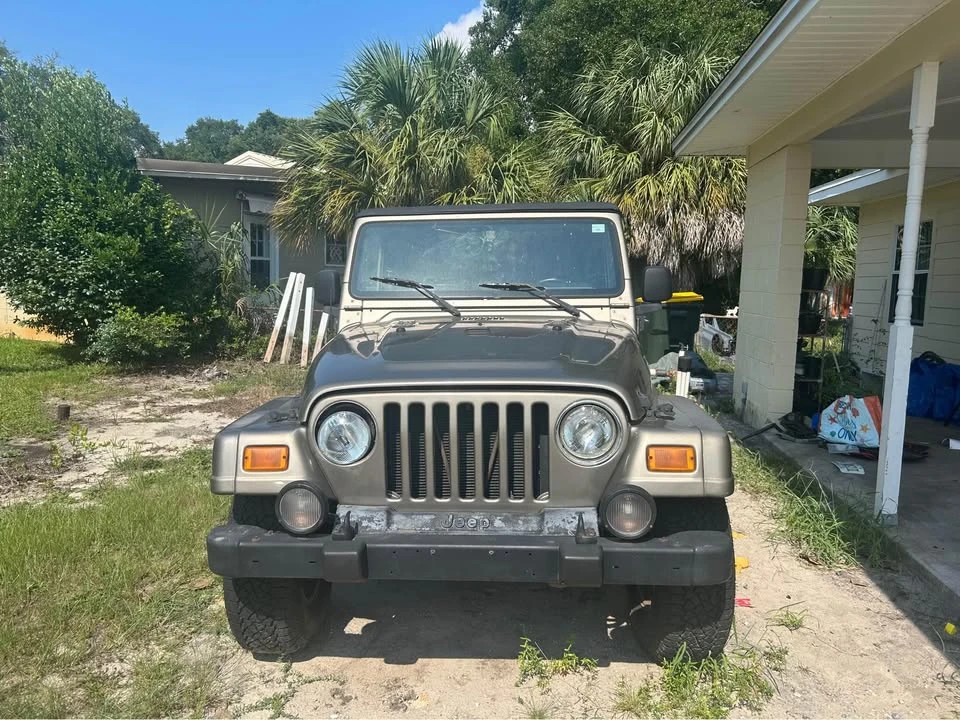 2004 Jeep TJ Wrangler - Image 2 of 12