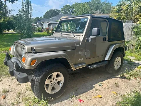 2004 Jeep Wrangler Unlimited Sahara Sport Utility 4D