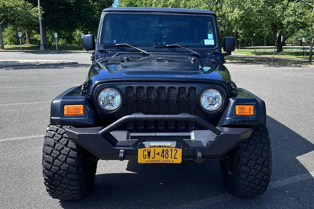 2004 Jeep TJ Wrangler - Image 2 of 31