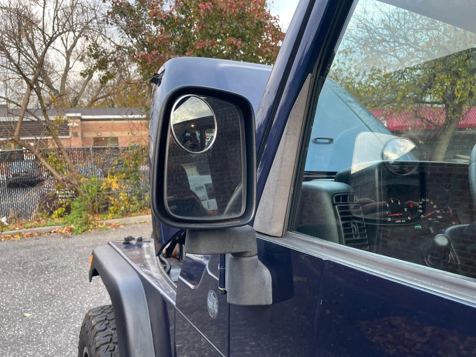 2004 Jeep TJ Wrangler - Image 21 of 31