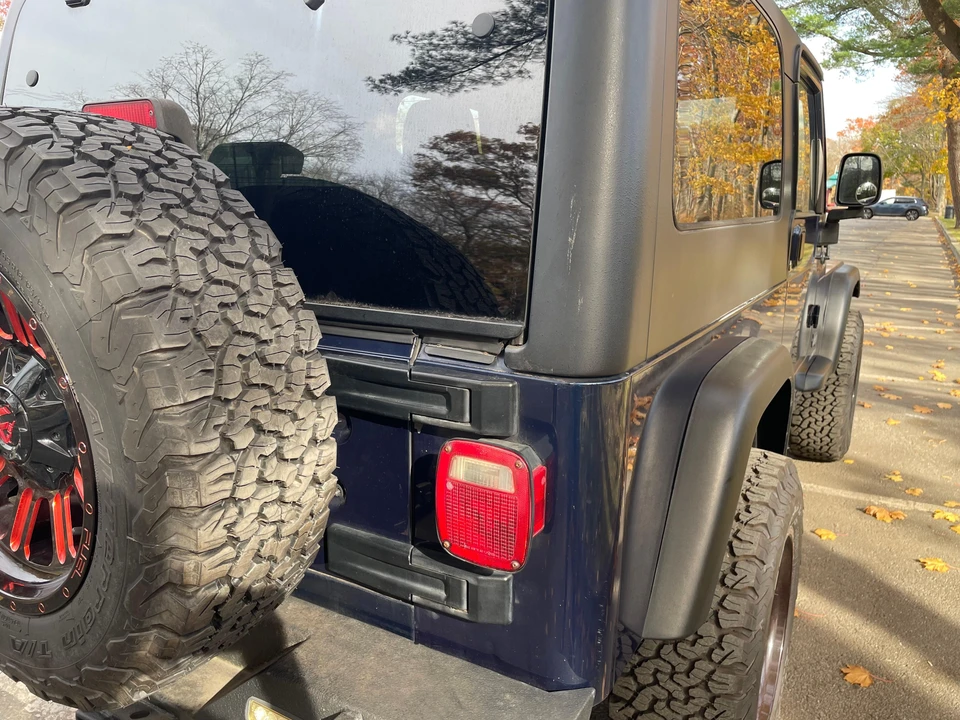 2004 Jeep TJ Wrangler - Image 26 of 31