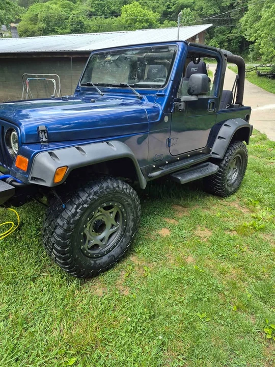 2004 Jeep TJ Wrangler - Image 2 of 20