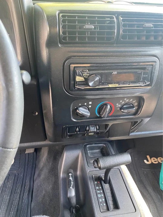 2004 Jeep TJ Wrangler - Image 10 of 16