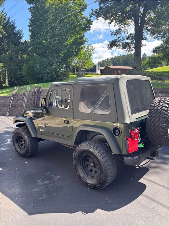 2004 Jeep TJ Wrangler - Image 4 of 12