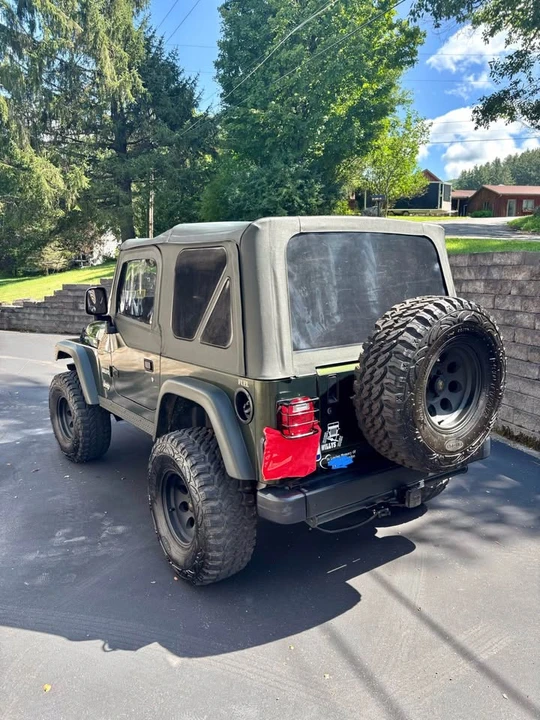 2004 Jeep TJ Wrangler - Image 3 of 12