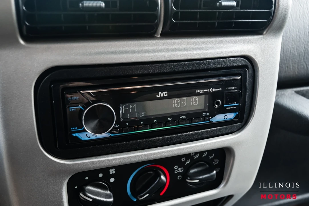 2004 Jeep TJ Wrangler - Image 20 of 21