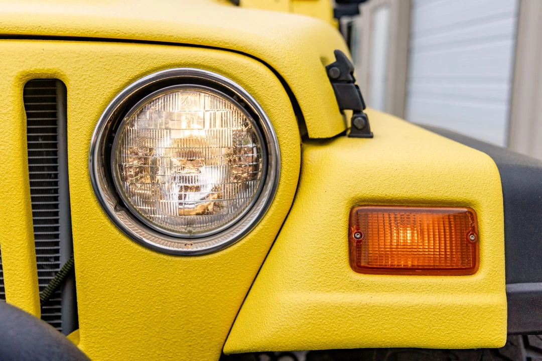 2004 Jeep TJ Wrangler - Image 21 of 31
