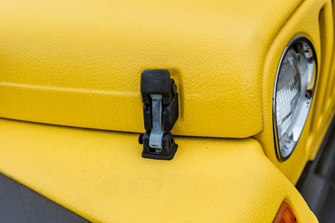 2004 Jeep TJ Wrangler - Image 19 of 31