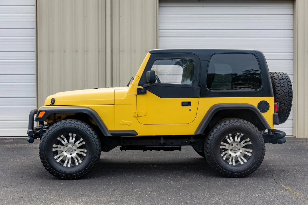 2004 Jeep TJ Wrangler - Image 3 of 31