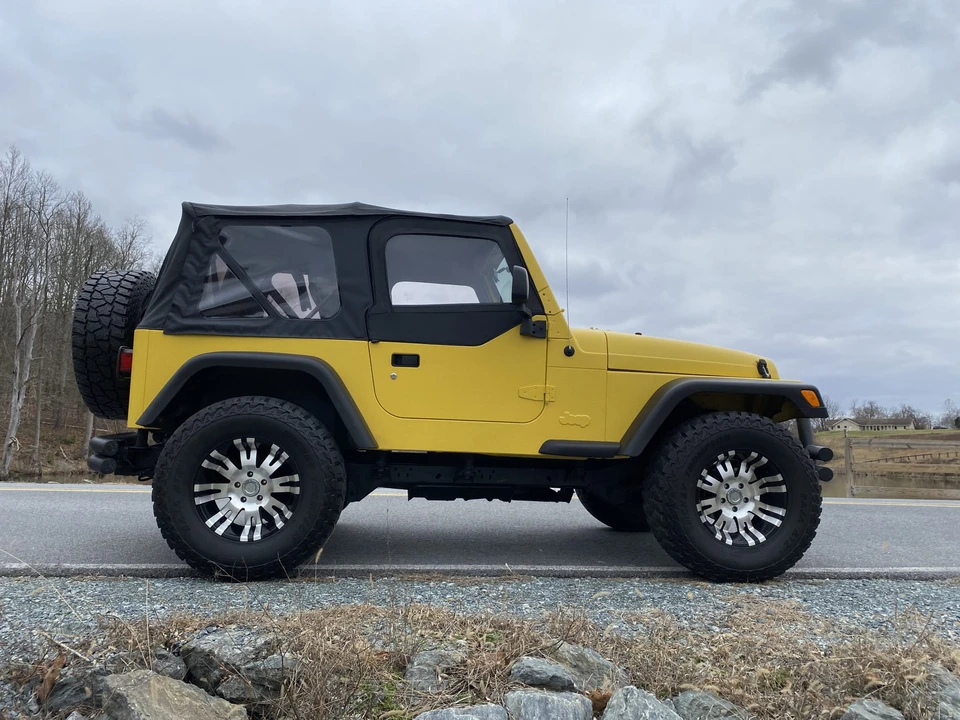 2004 Jeep TJ Wrangler - Image 29 of 31
