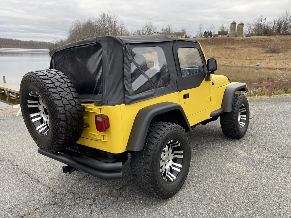 2004 Jeep TJ Wrangler - Image 25 of 31