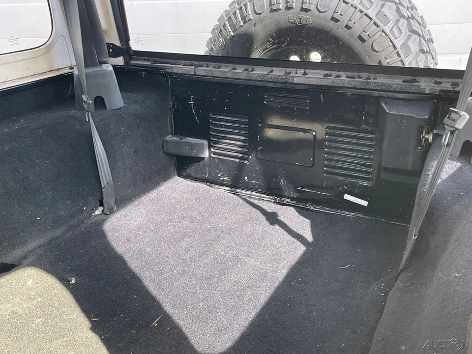 2004 Jeep TJ Wrangler - Image 16 of 21