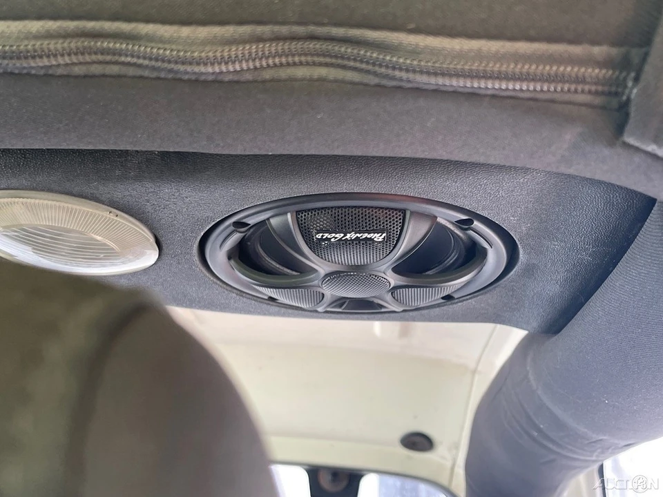 2004 Jeep TJ Wrangler - Image 19 of 21