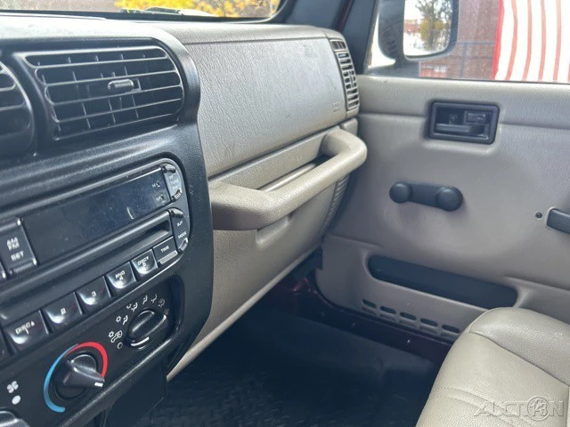 2004 Jeep TJ Wrangler - Image 11 of 12