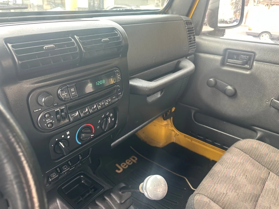 2004 Jeep TJ Wrangler - Image 15 of 20