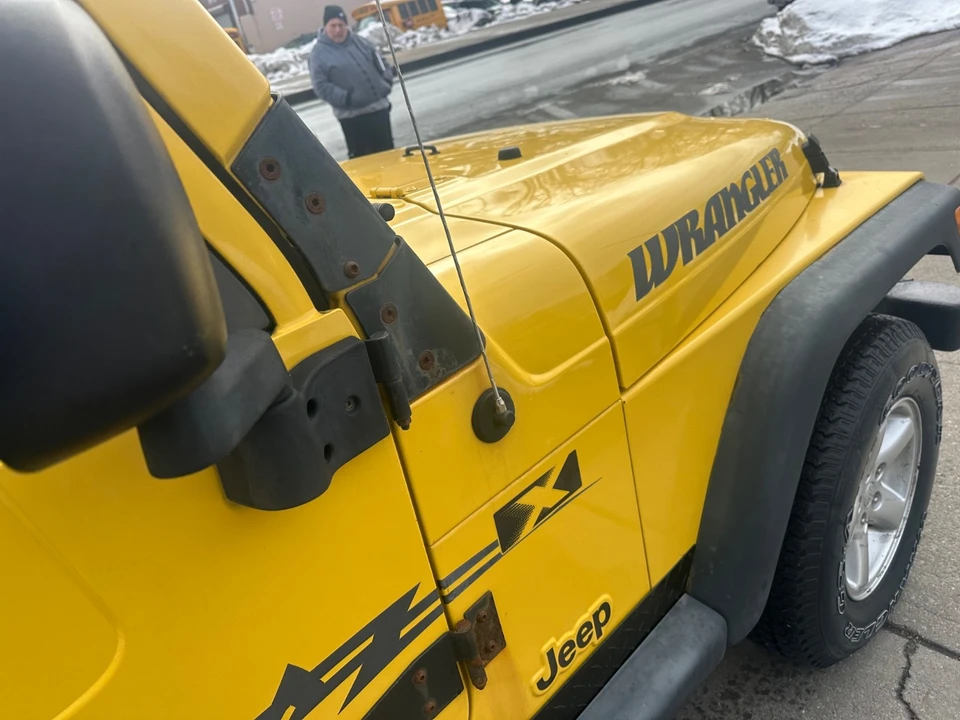 2004 Jeep TJ Wrangler - Image 11 of 20
