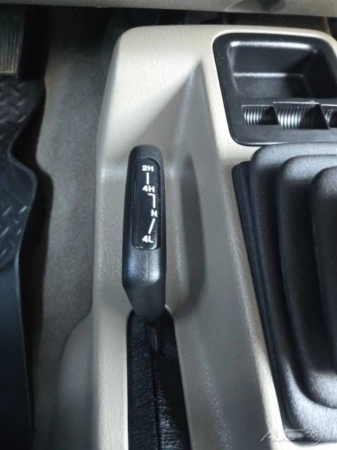 2004 Jeep TJ Wrangler - Image 9 of 12