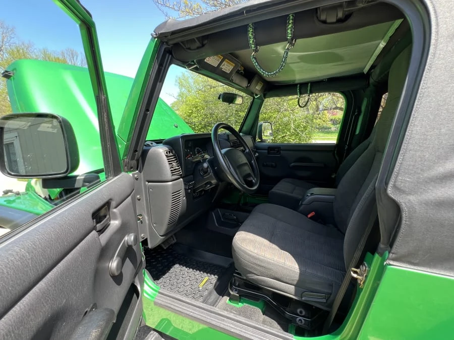 2004 Jeep TJ Wrangler - Image 20 of 28