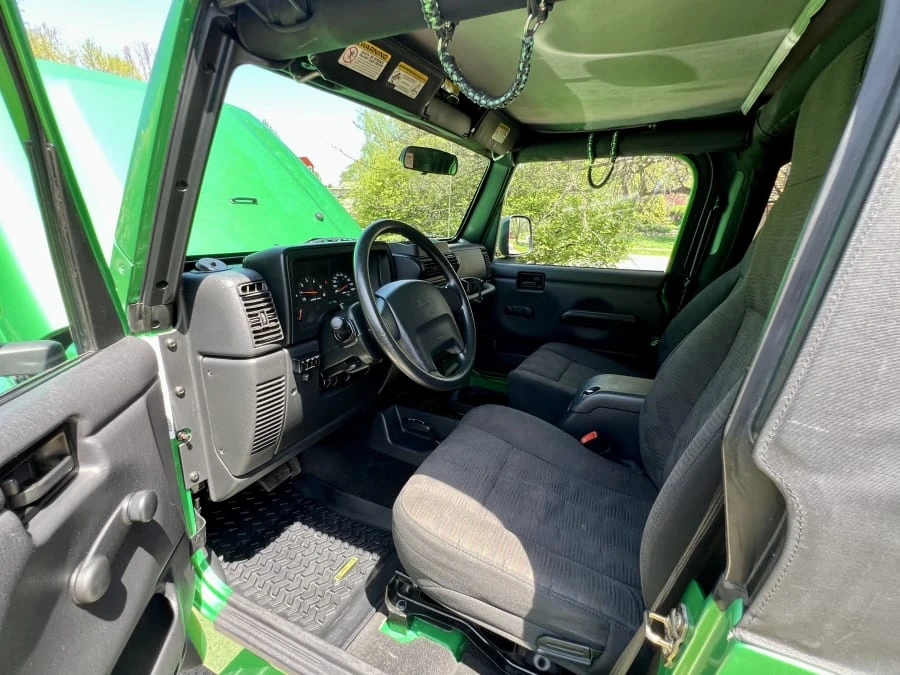 2004 Jeep TJ Wrangler - Image 15 of 28