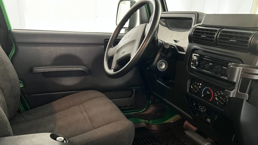 2004 Jeep TJ Wrangler - Image 17 of 28