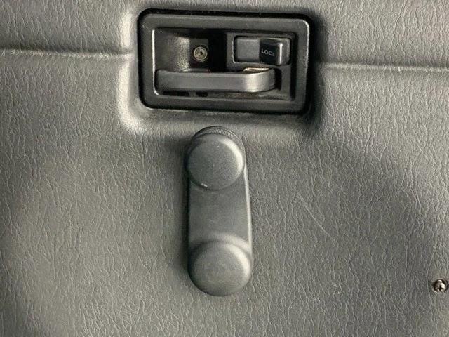 2004 Jeep TJ Wrangler - Image 16 of 21