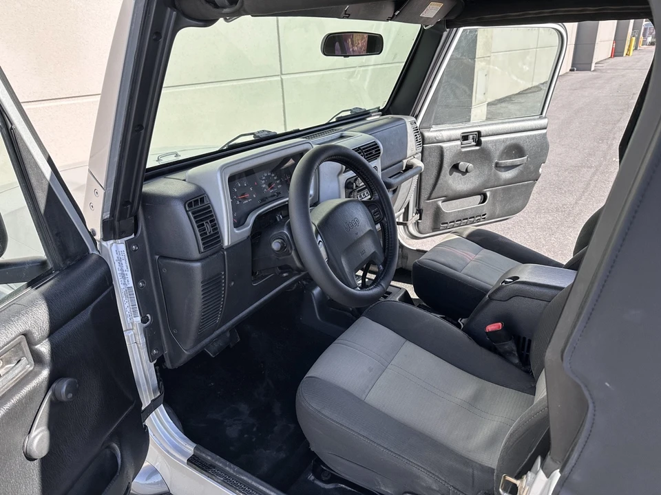 2004 Jeep TJ Wrangler - Image 11 of 17