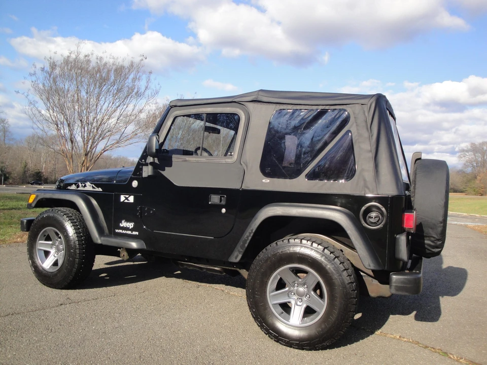 2004 Jeep TJ Wrangler - Image 20 of 31