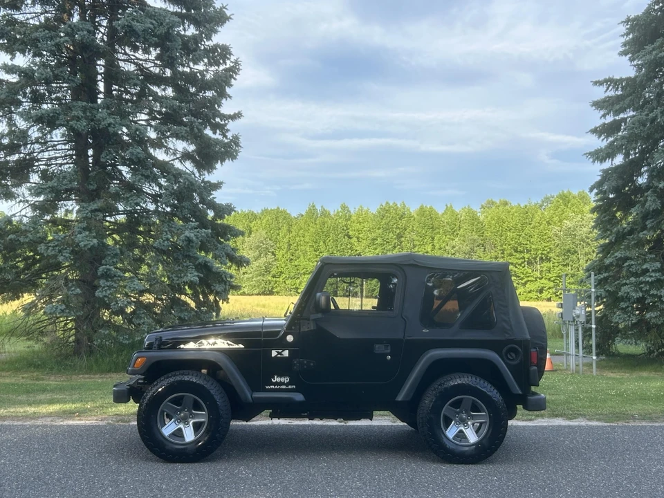 2004 Jeep TJ Wrangler - Image 18 of 31