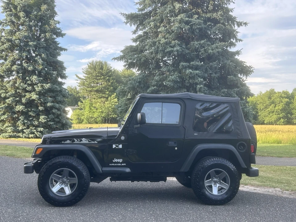 2004 Jeep TJ Wrangler - Image 19 of 31