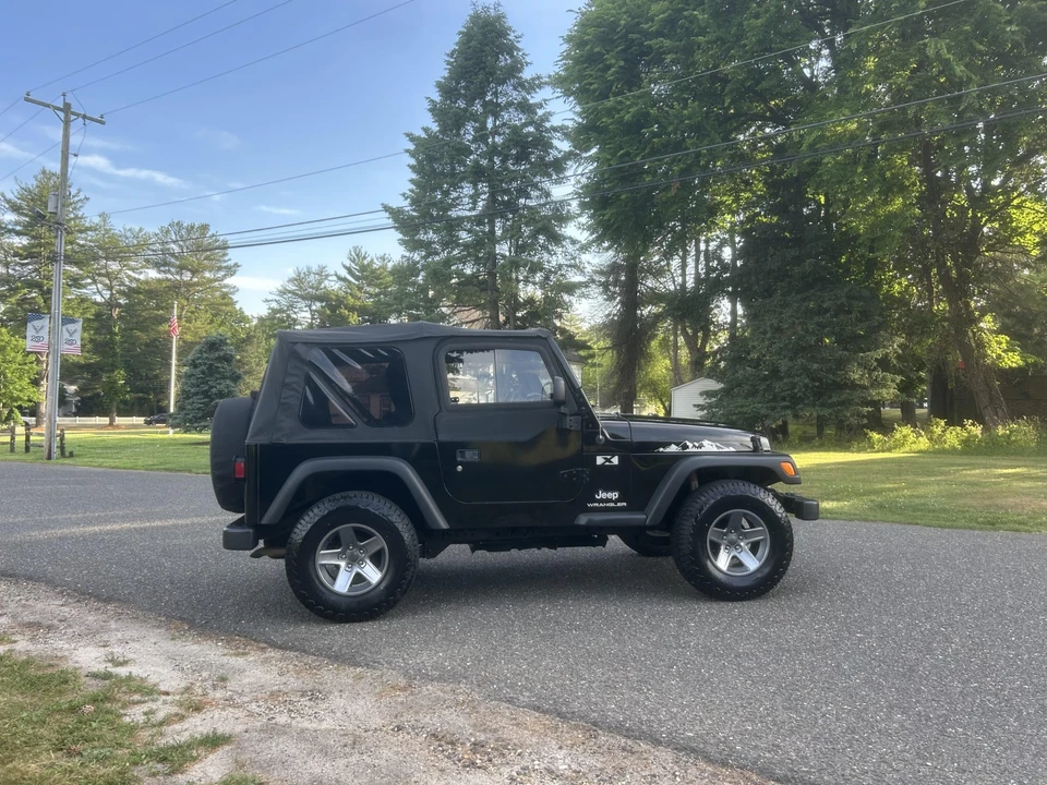 2004 Jeep TJ Wrangler - Image 2 of 31